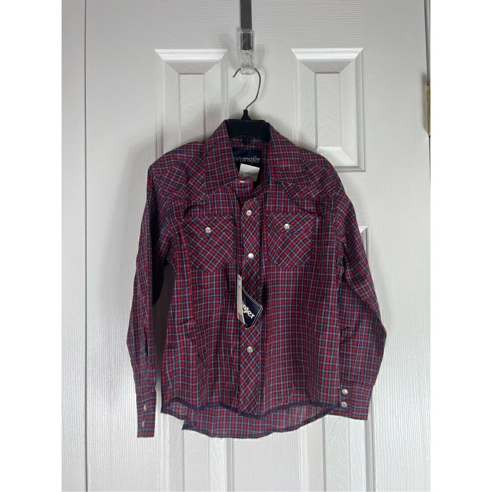 NWT Wrangler Boys Pearl Button Down Shirt Size S 5/6